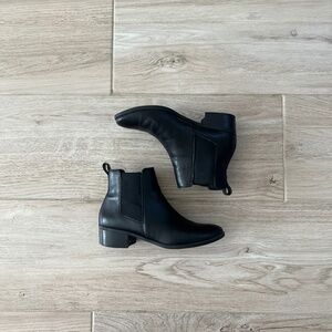 Steve Madden Dover Ankle Boots